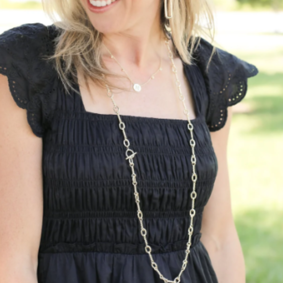 She's Spicy Chain Link Necklace in Gold