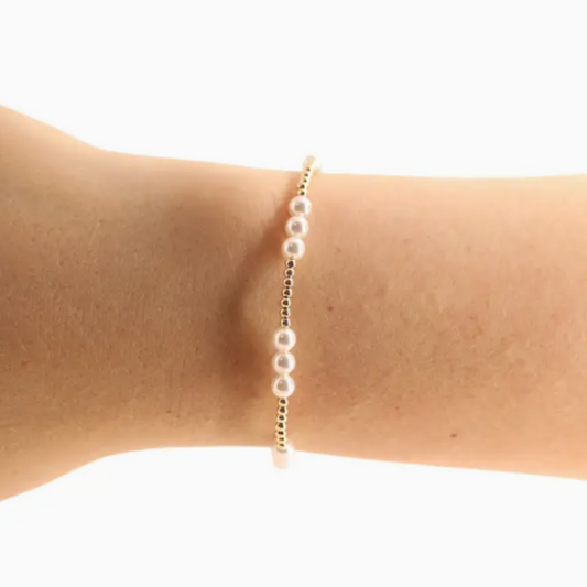 Ily Pearl Bracelet in Gold