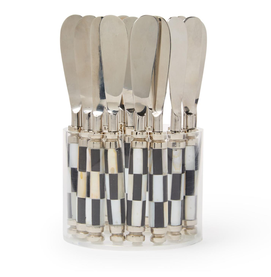 Black & White Checkered Spreader