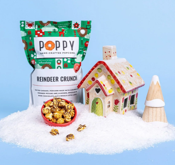 Reindeer Crunch Popcorn