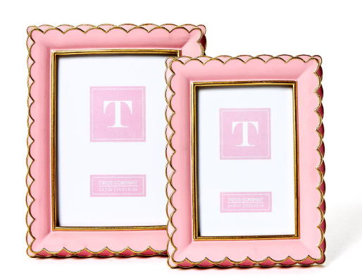 Scalloped Picture Frames