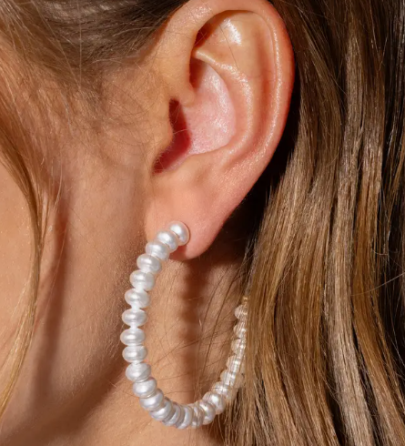 Charlotte Pearl Hoops