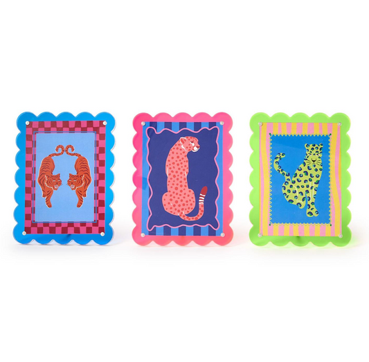 Color Pop 5x7 Scalloped Edge Acrylic Photo Frame