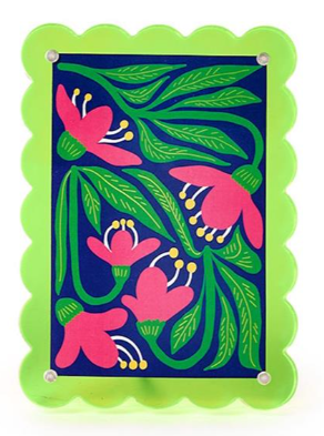 Color Pop 4x6 Scalloped Edge Acrylic Photo Frame